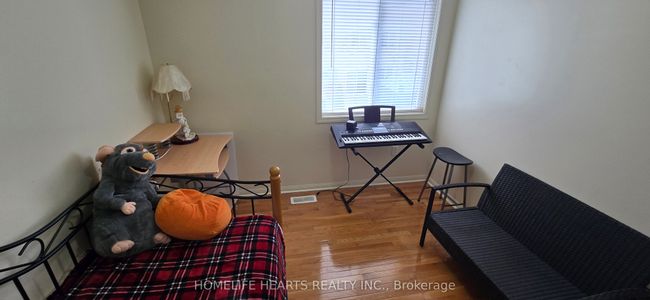 35 Triple Crown Dr, House other with 5 bedrooms, 3 bathrooms and 3 parking in Brampton ON | Image 19