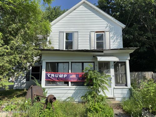 16 Eggleston St, Corinth, NY, 12822-1415 | Card Image