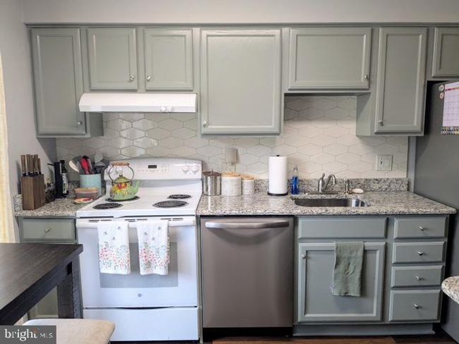 20-08 - 5864 Steepridge Dr, Townhouse with 3 bedrooms, 2 bathrooms and null parking in ELKRIDGE MD | Image 7