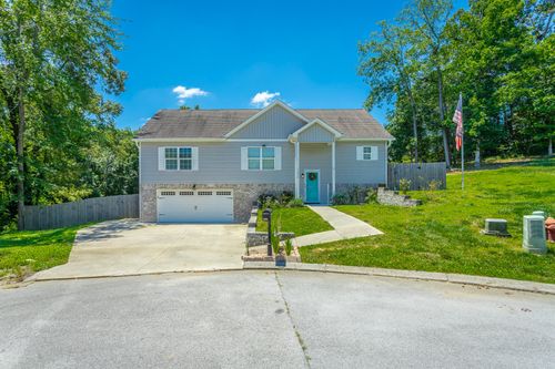 7598 Gawain Path, Ooltewah, TN, 37363-3706 | Card Image