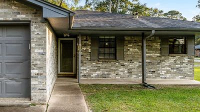 1000 Daniel Street, House other with 3 bedrooms, 1 bathrooms and null parking in Cleveland TX | Image 3