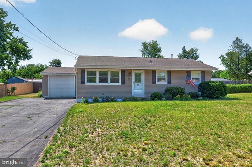 419 Hickory Ln, Mount Laurel, NJ, 08054-2145 | Card Image