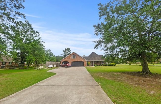 9655 Grapevine Dr, House other with 5 bedrooms, 4 bathrooms and null parking in Orange TX | Image 5