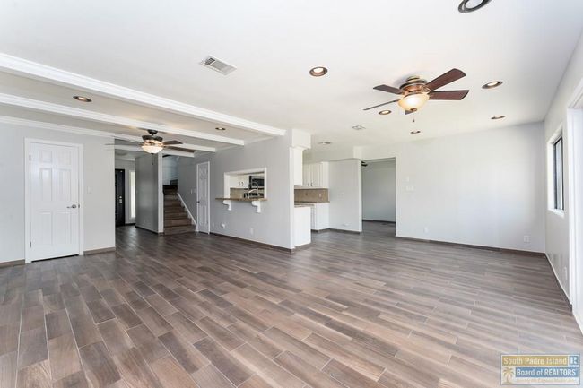 170 S San Roman, House other with 4 bedrooms, 3 bathrooms and null parking in Bayview TX | Image 15