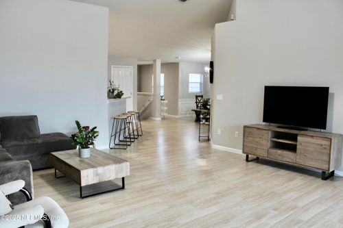 27d-6518 White Blossom Cir, Jacksonville, FL, 32258-8420 | Card Image