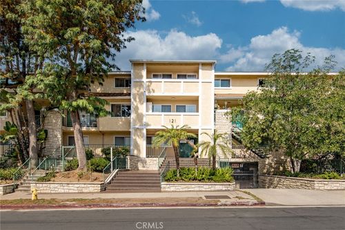 107-121 Sinclair Ave, Glendale, CA, 91206-4019 | Card Image