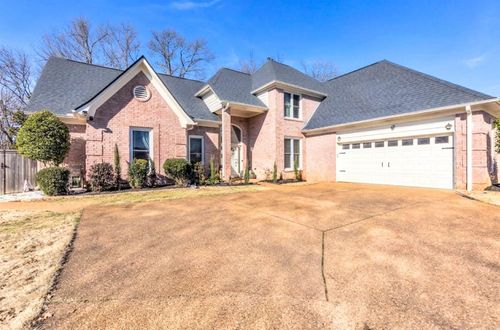 9694 Leeward Slopes Dr, Lakeland, TN, 38002-8293 | Card Image