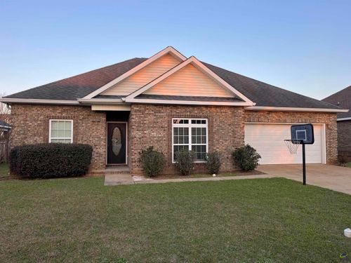 129 Manchester Ln, Byron, GA, 31008-3830 | Card Image