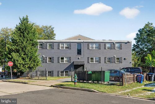 apt-203-622 Eastern Ave Ne, WASHINGTON, DC, 20019-2806 | Card Image