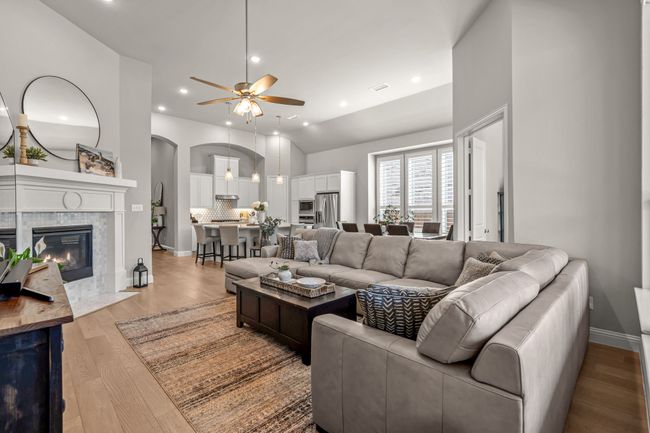 2424 Song Sparrow Ln, House other with 3 bedrooms, 3 bathrooms and null parking in Mckinney TX | Image 4