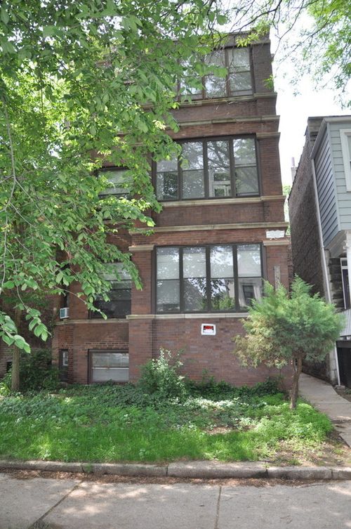 3r-1441 Berteau Ave, Chicago, IL, 60613-1933 | Card Image