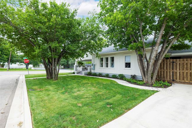 1303 Coggin Ave, House other with 3 bedrooms, 2 bathrooms and null parking in Brownwood TX | Image 39
