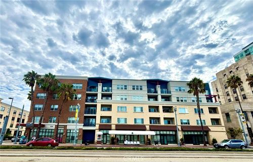 422-300 E 4th St, Long Beach, CA, 90802-0422 | Card Image