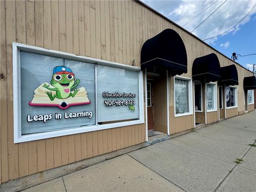 324 Waterman Ave, East Providence, RI, 02914-2640 | Card Image