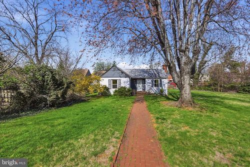 110 Frazier Rd, WARRENTON, VA, 20186-2725 | Card Image
