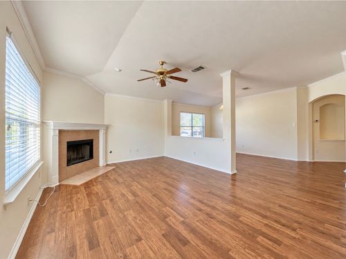 2001 Angelique Ct, Leander, TX, 78641-2073 | Card Image