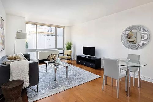 4k-401 E 60th St, New York, NY, 10022-1557 | Card Image