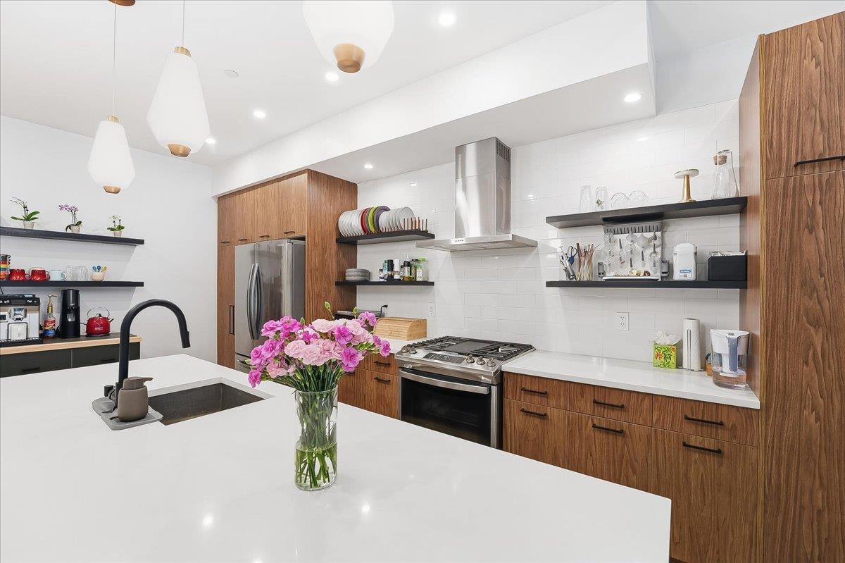 Residential in JC, Heights 2