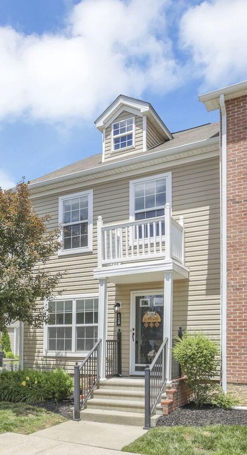120 Gifford Rd, Columbus, OH, 43235-5064 | Card Image