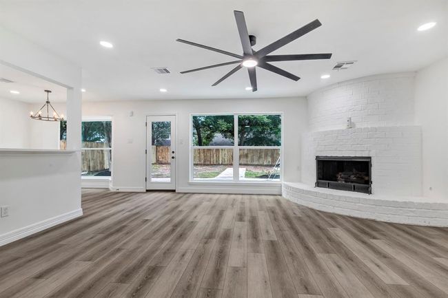 9602 Ballin David Dr, House other with 4 bedrooms, 2 bathrooms and 2 parking in Spring TX | Image 12