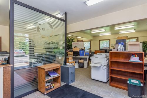 192 Tower Dr, Middletown, NY, 10941-2056 | Card Image