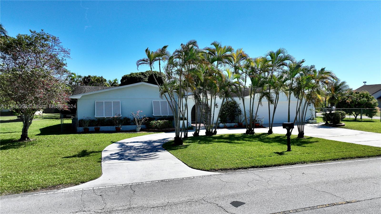 162nd Ave, Homestead, FL 33033