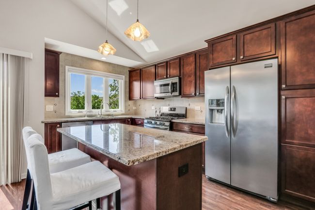 A - 181 Inverness Ct, Townhouse with 2 bedrooms, 1 bathrooms and 1 parking in Elk Grove Village IL | Image 8