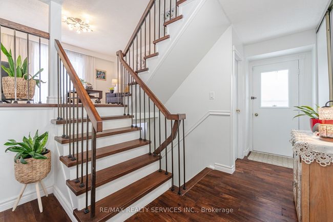 9 Pluto Dr, House attached with 4 bedrooms, 3 bathrooms and 2 parking in Brampton ON | Image 13