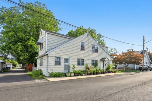 7-9 North St, West Haverstraw, NY, 10993-1315 | Card Image