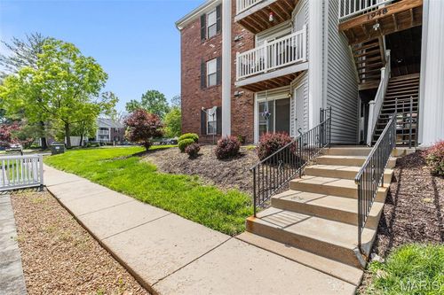 b-1948 Marine Terrace Dr, Saint Louis, MO, 63146-2586 | Card Image