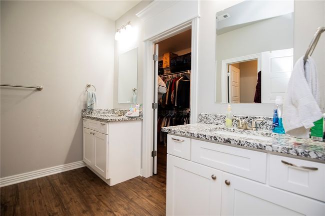 Master bath and walk in closet | Image 15