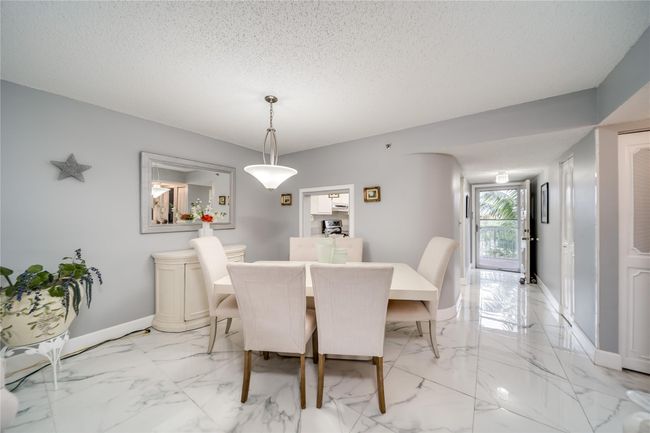 DINING ROOM | Image 12