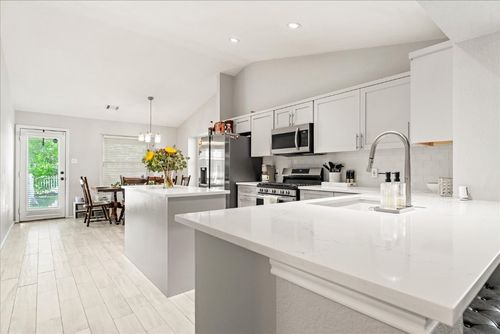 4456 Mather, Kyle, TX, 78640-9289 | Card Image