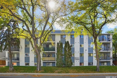 104-720 8th Street E, Saskatoon, SK, S7H0R3 | Card Image