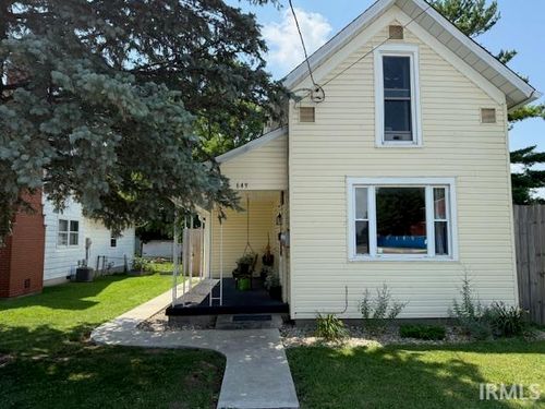 649 W State St, Albany, IN, 47320-1638 | Card Image