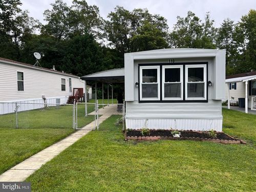 110 Judywood Ln, ESSEX, MD, 21221-3227 | Card Image