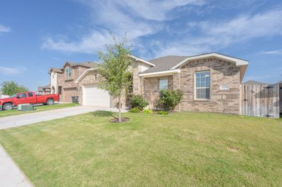 6818 Vanguard Road, House other with 4 bedrooms, 2 bathrooms and 2 parking in Midland TX | Image 2