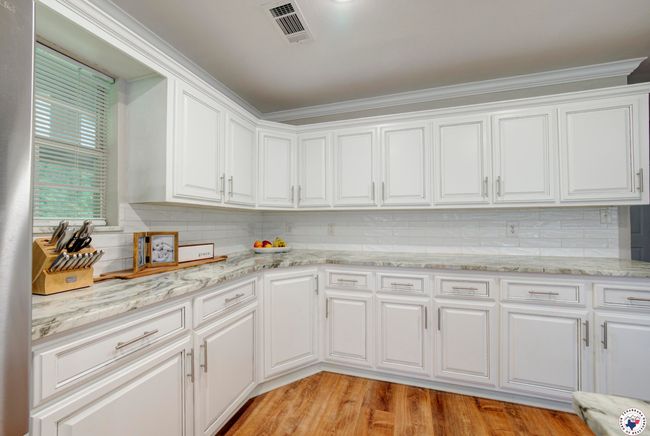 6807 Chaparral St, House other with 4 bedrooms, 2 bathrooms and null parking in Texarkana TX | Image 10