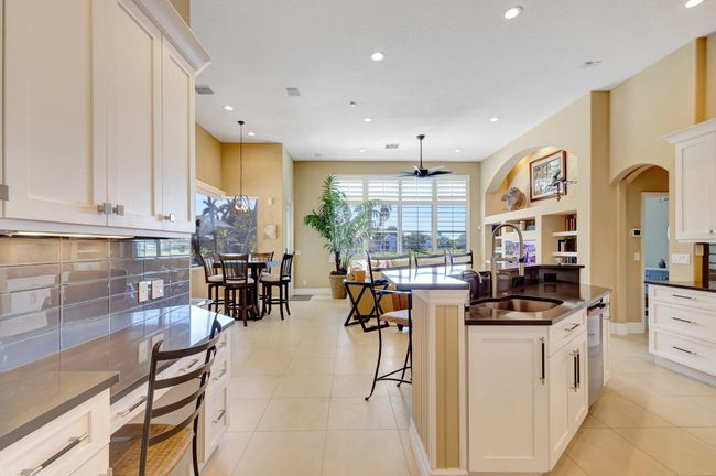 547 Robin Ln, House other with 5 bedrooms, 4 bathrooms and null parking in Jupiter FL | Image 23