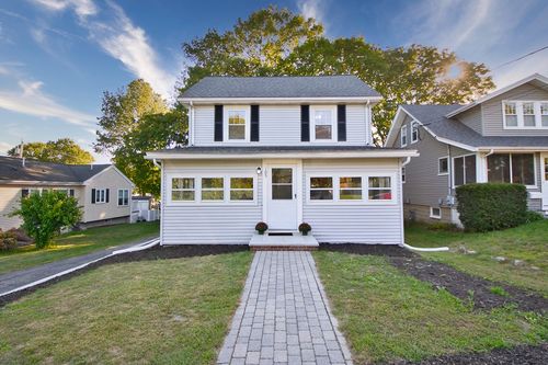 105 E Cross St, Norwood, MA, 02062-4807 | Card Image