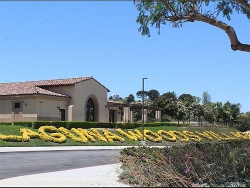 unit-c-3015 Via Buena Vis, Laguna Woods, CA, 92637-3017 | Card Image