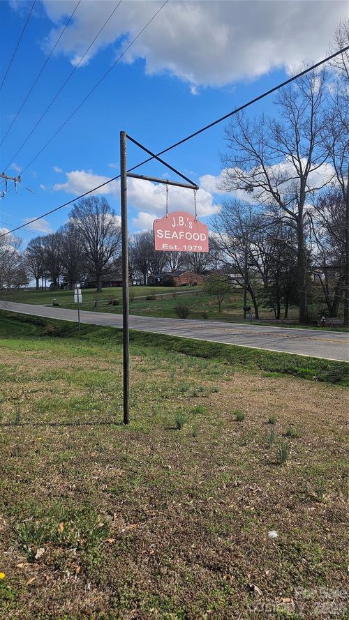 6821 Highway 218 E, Marshville, NC, 28103-8623 | Card Image
