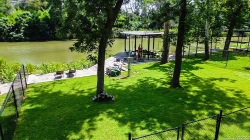 110 Erskine Ferry Rd, Seguin, TX, 78155-1346 | Card Image