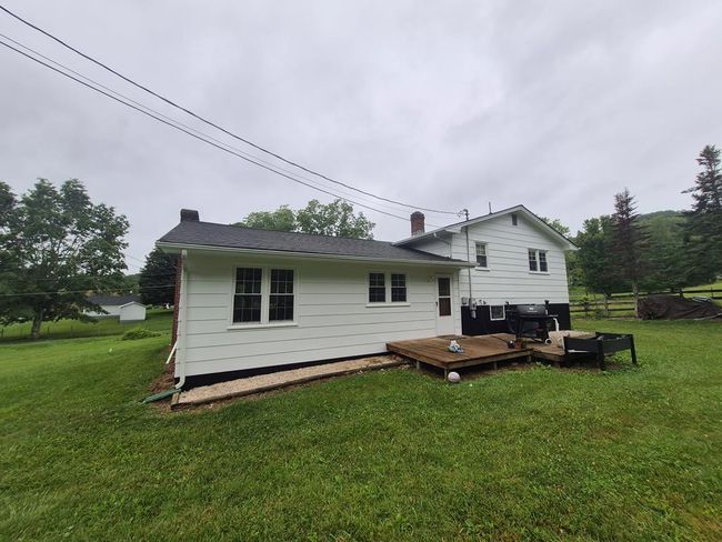 9433 Legend Dr, House other with 3 bedrooms, 1 bathrooms and 1 parking in Glade Spring VA | Image 26
