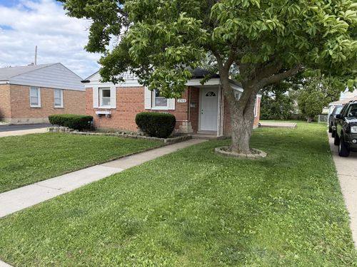 2709 Calwagner St, Franklin Park, IL, 60131-3301 | Card Image