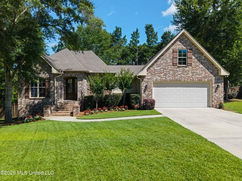 26 W Donnington Court, Hattiesburg, MS, 39402 | Card Image