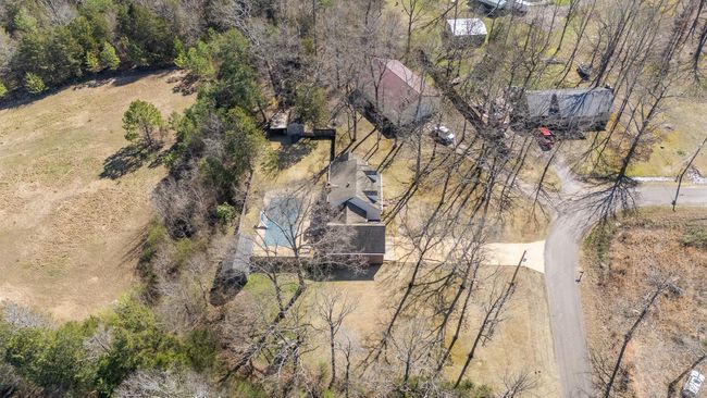 255 Easley Loop, House other with 4 bedrooms, 3 bathrooms and null parking in Savannah TN | Image 39