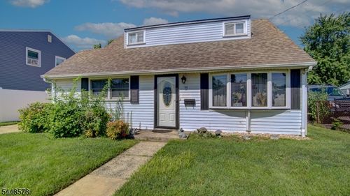 33 Patton Dr, Sayreville, NJ, 08872-1059 | Card Image