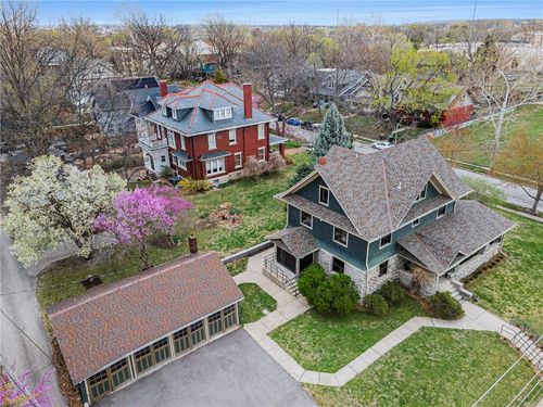 2930 Campbell St, Kansas City, MO, 64109-1416 | Card Image