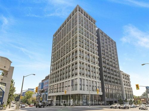 821-2020 Bathurst Street, York, ON, M5P0A6 | Card Image